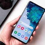 Samsung's Easy Mode Can Remove Some of the Clutter